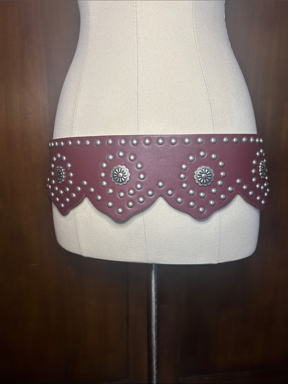 Studded Dark Brown Star Buckle Belt L/XL - Picture 3 of 10